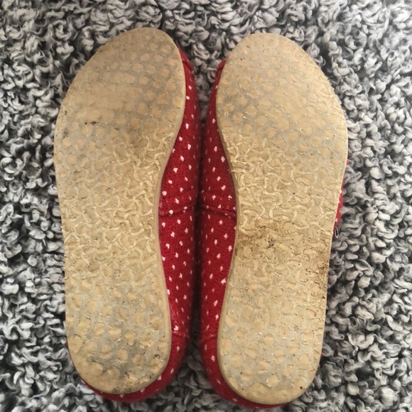 Authentic Toms Shoes in a cute Red Polka Dot✨ - Picture 5 of 5